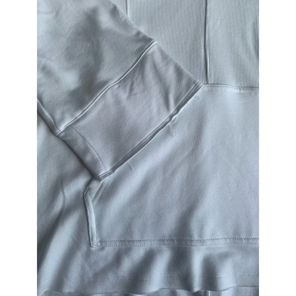 Nike Dri-FIT Hoodie Women's S White V-Neck Pullover Raw‎ Hemline Yoga Luxe(0236)